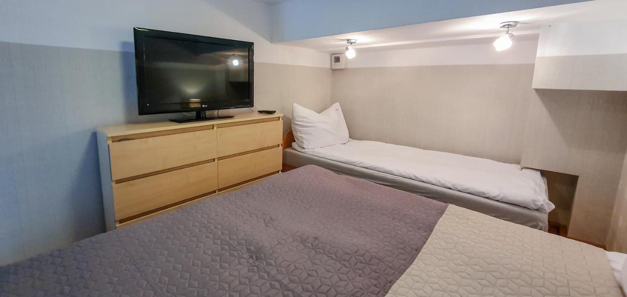 Holiday Home Slavia New S8 Miedzyzdroje Z Antresola I Balkonem Przy Plazy Bagian luar foto